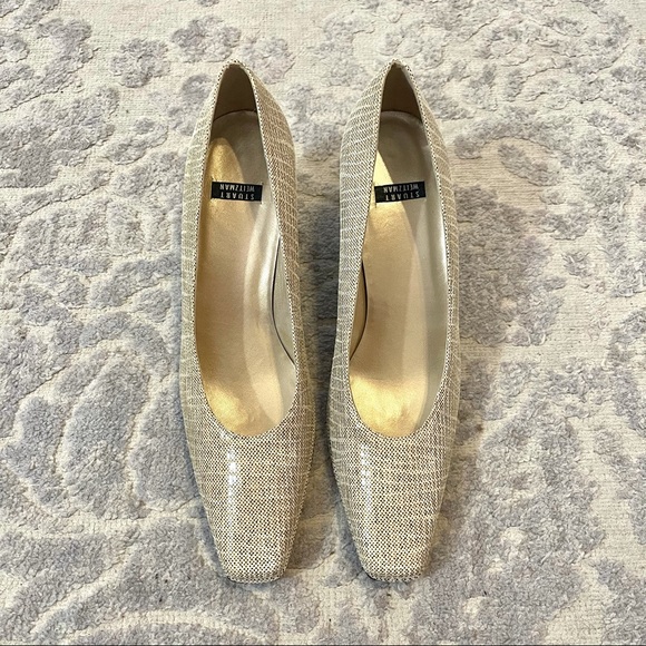 New STUART WEITZMAN Tan Patent Leather Pumps - Picture 5 of 8